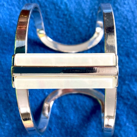 Premier Designs Fab Bracelet - Picture 3 of 4